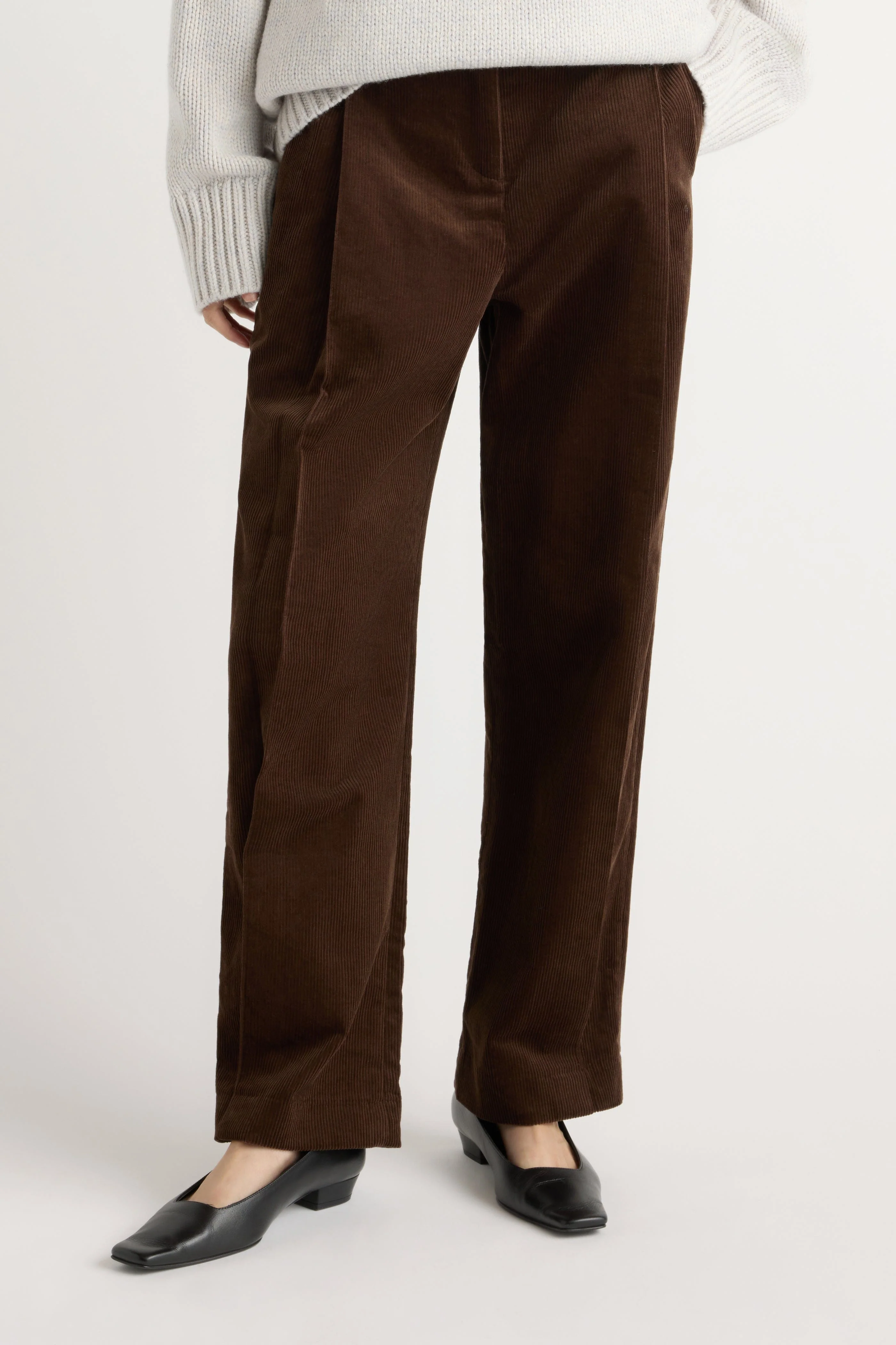 Austino Corduroy Barrel-Leg Pant - Image 3