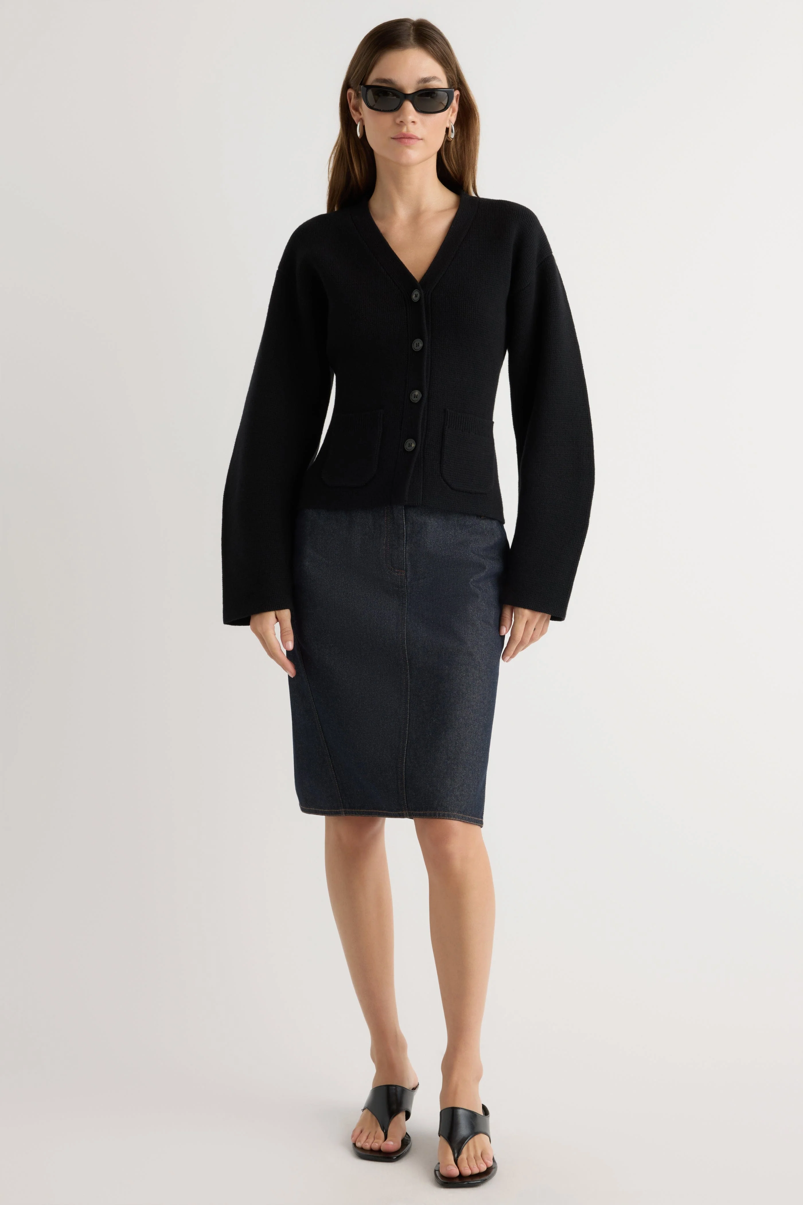 Elinor Organic Cotton-Wool V-Neck Cardigan - Image 5