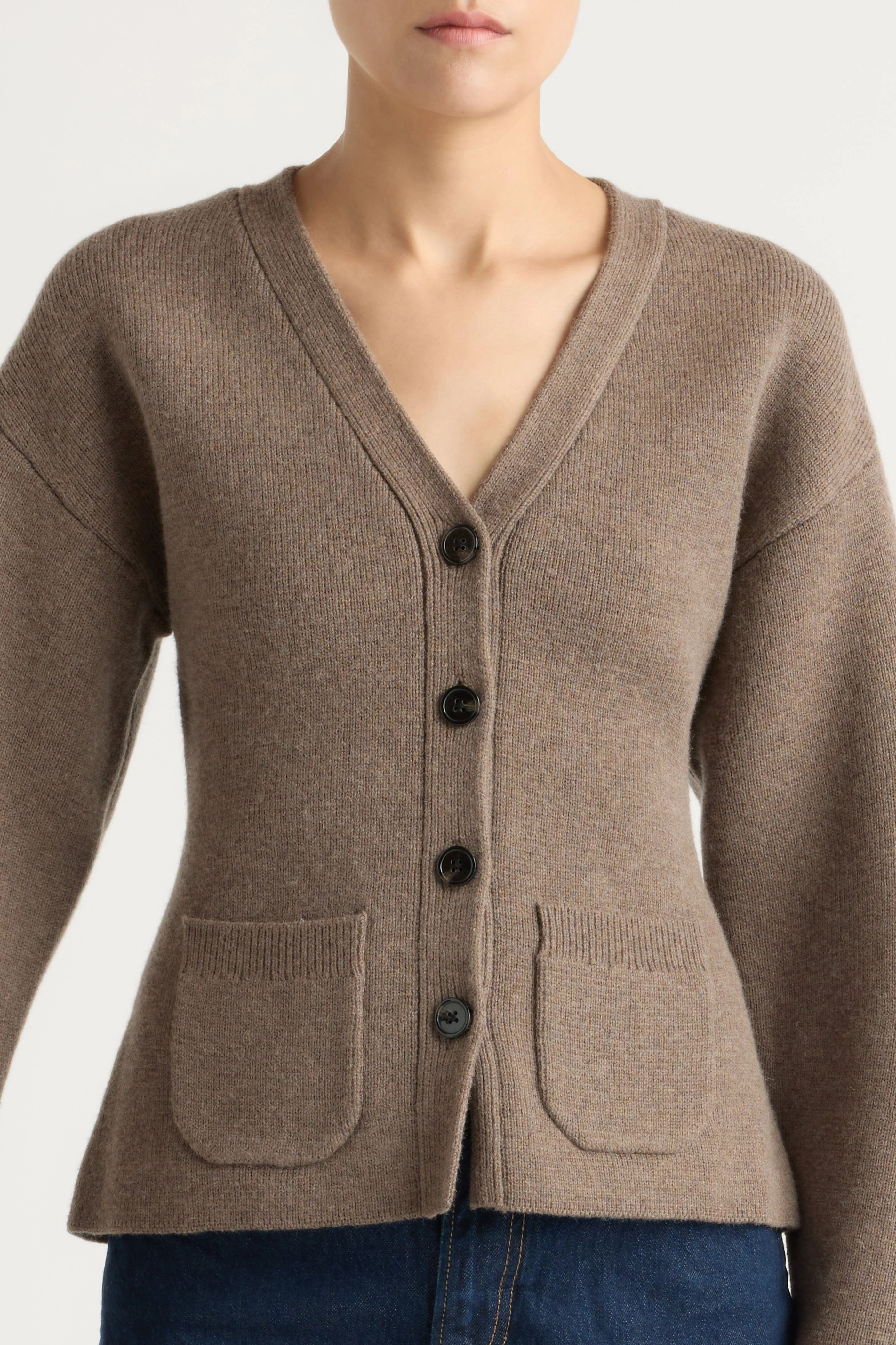 Elinor Organic Cotton-Wool V-Neck Cardigan - Image 4