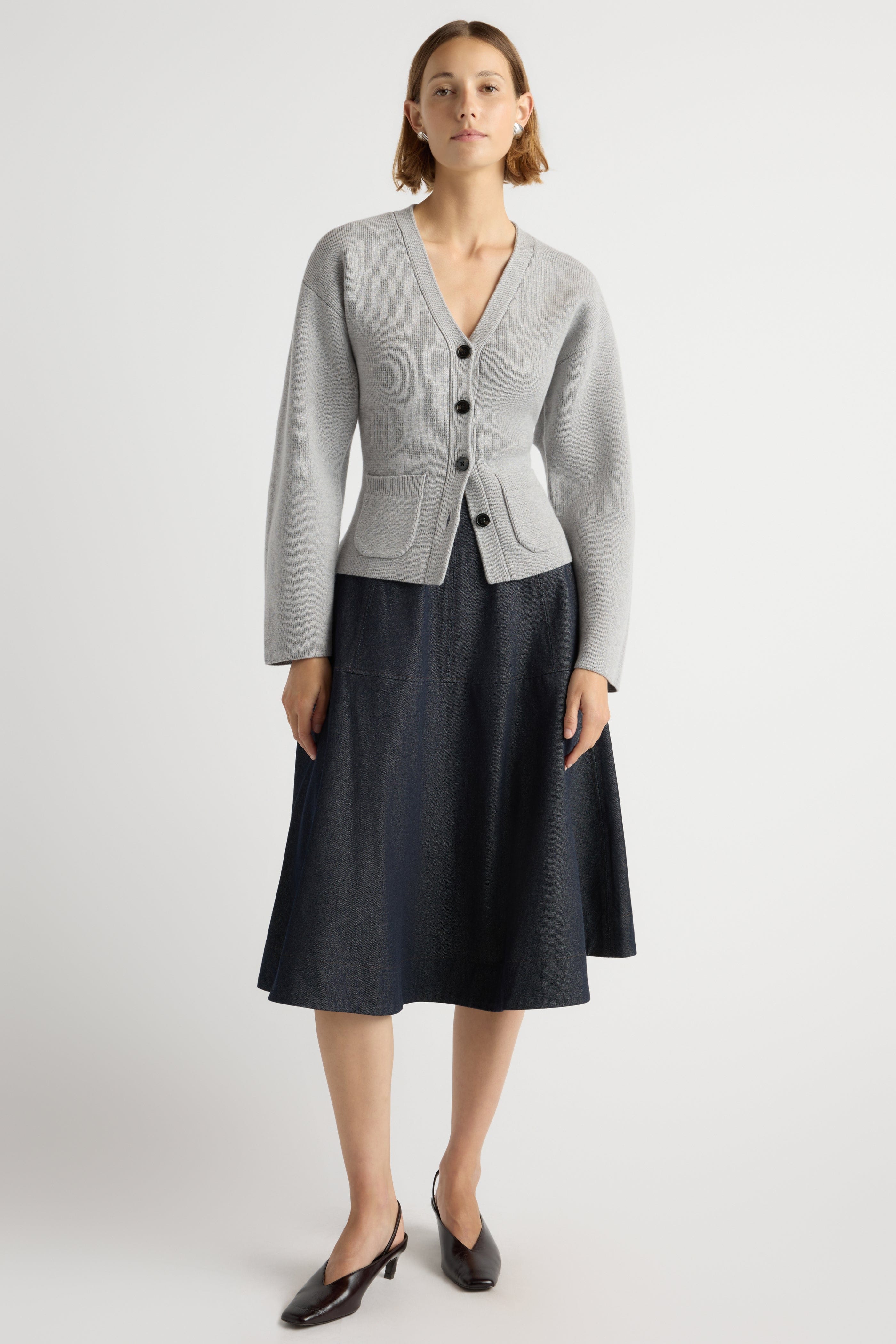 Elinor Organic Cotton-Wool V-Neck Cardigan - Image 3