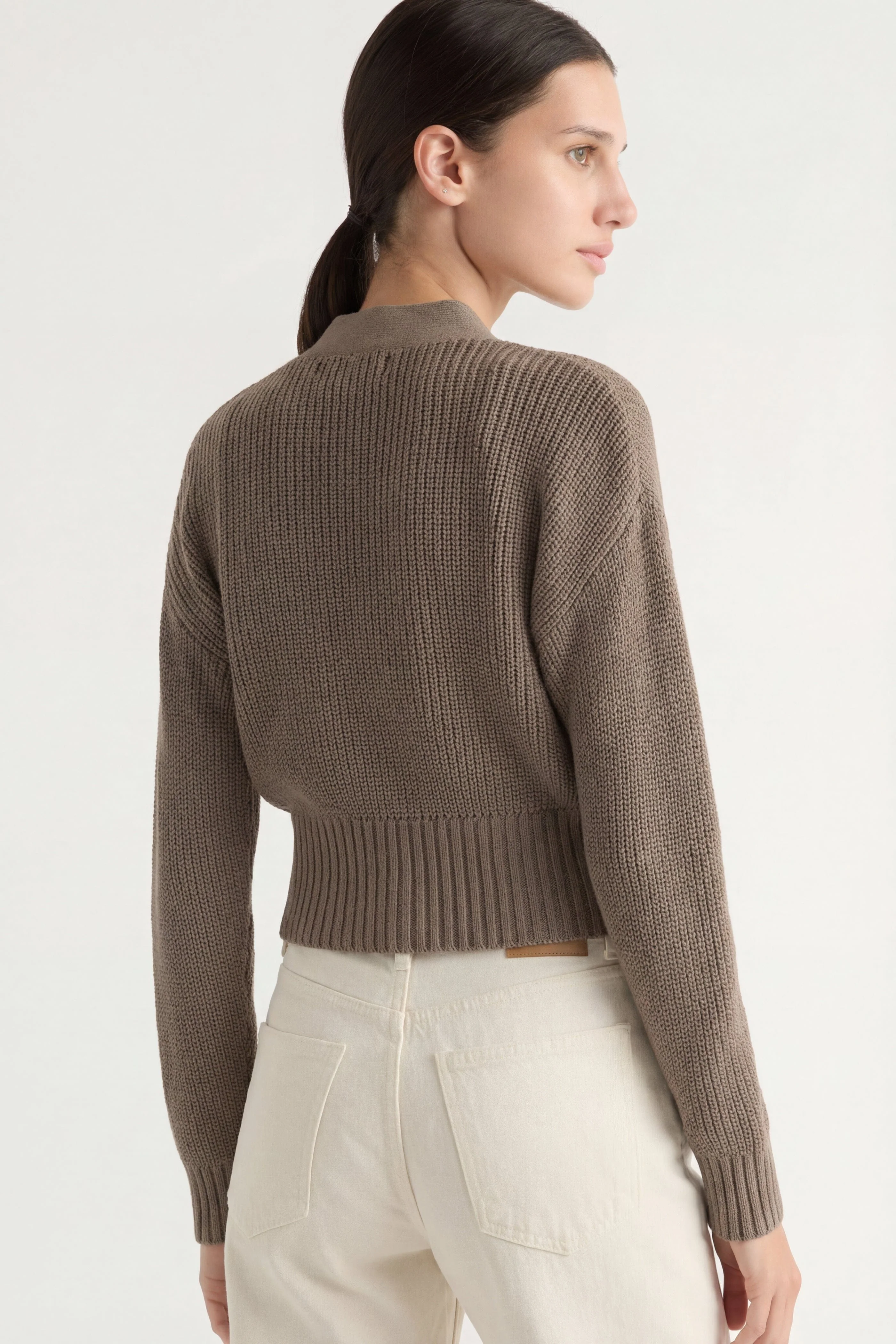 Maren Cropped V-Neck Sweater - Image 5