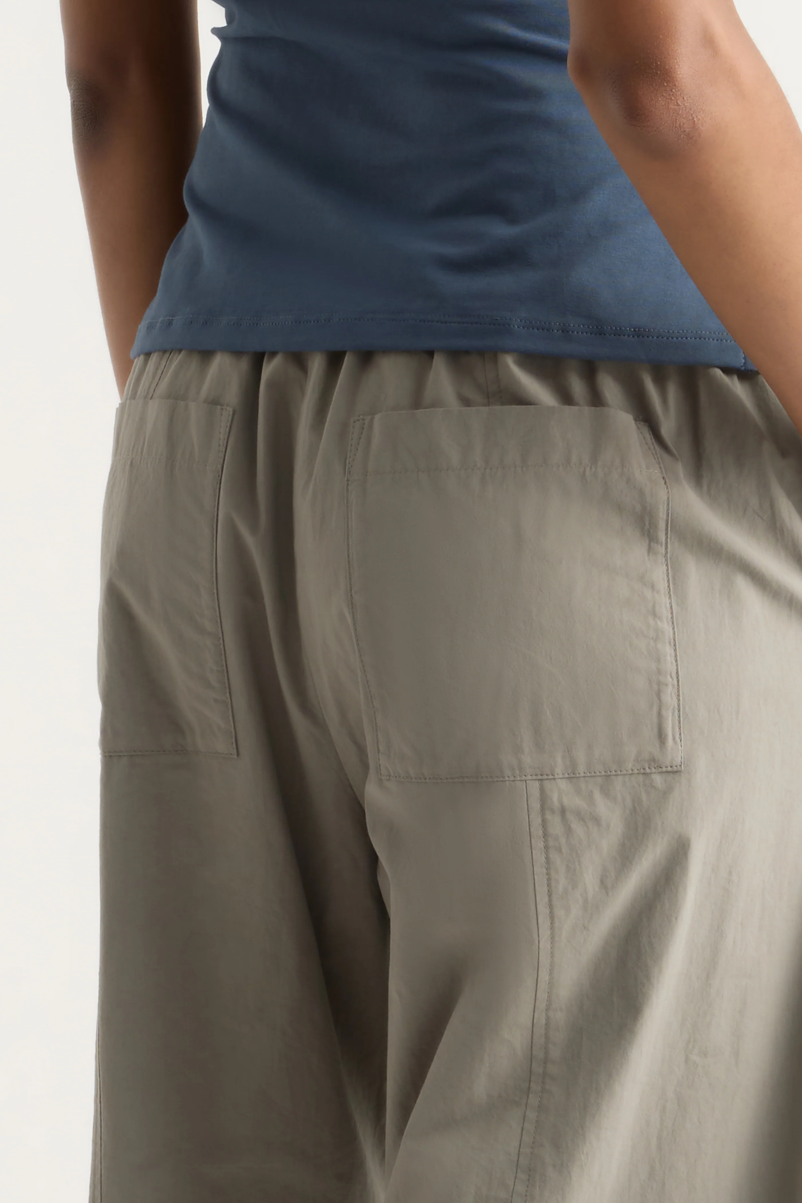Priya Stretch-Waist Barrel-Leg Pant - Image 6