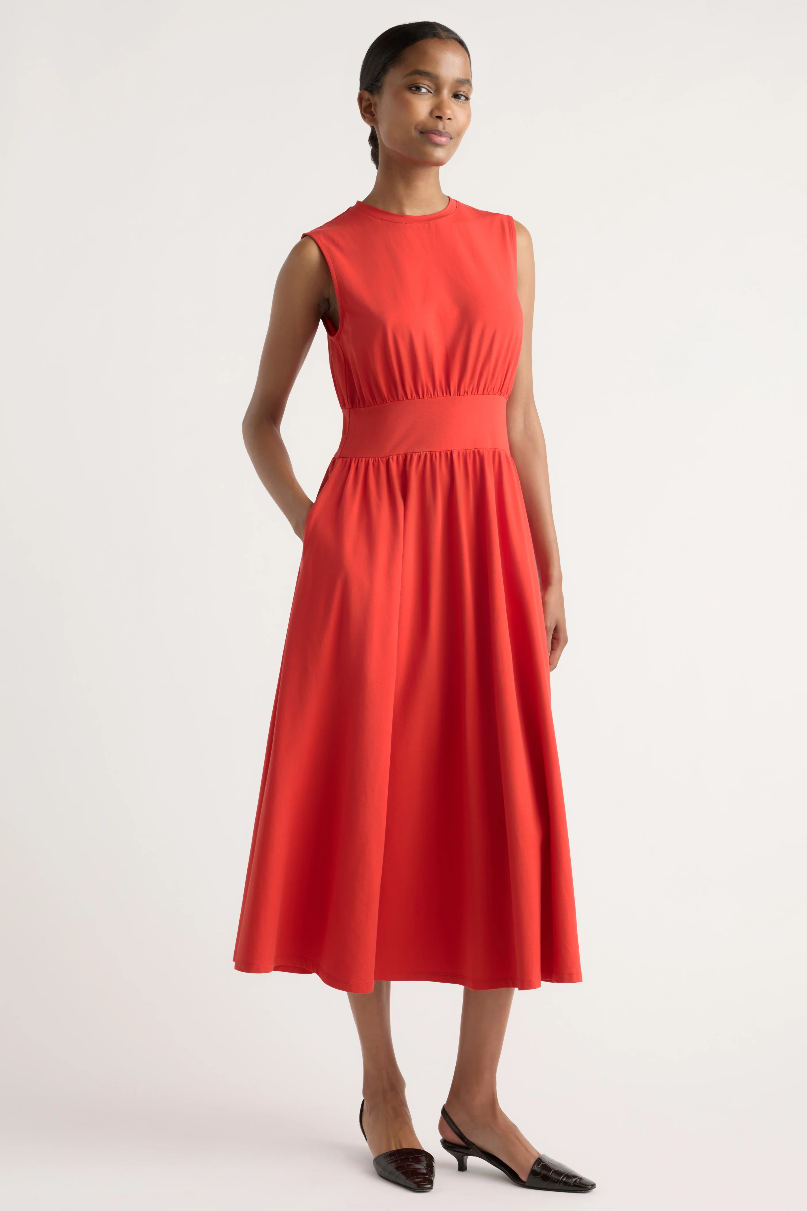 Prynn Sleeveless Jersey Dress - Image 2