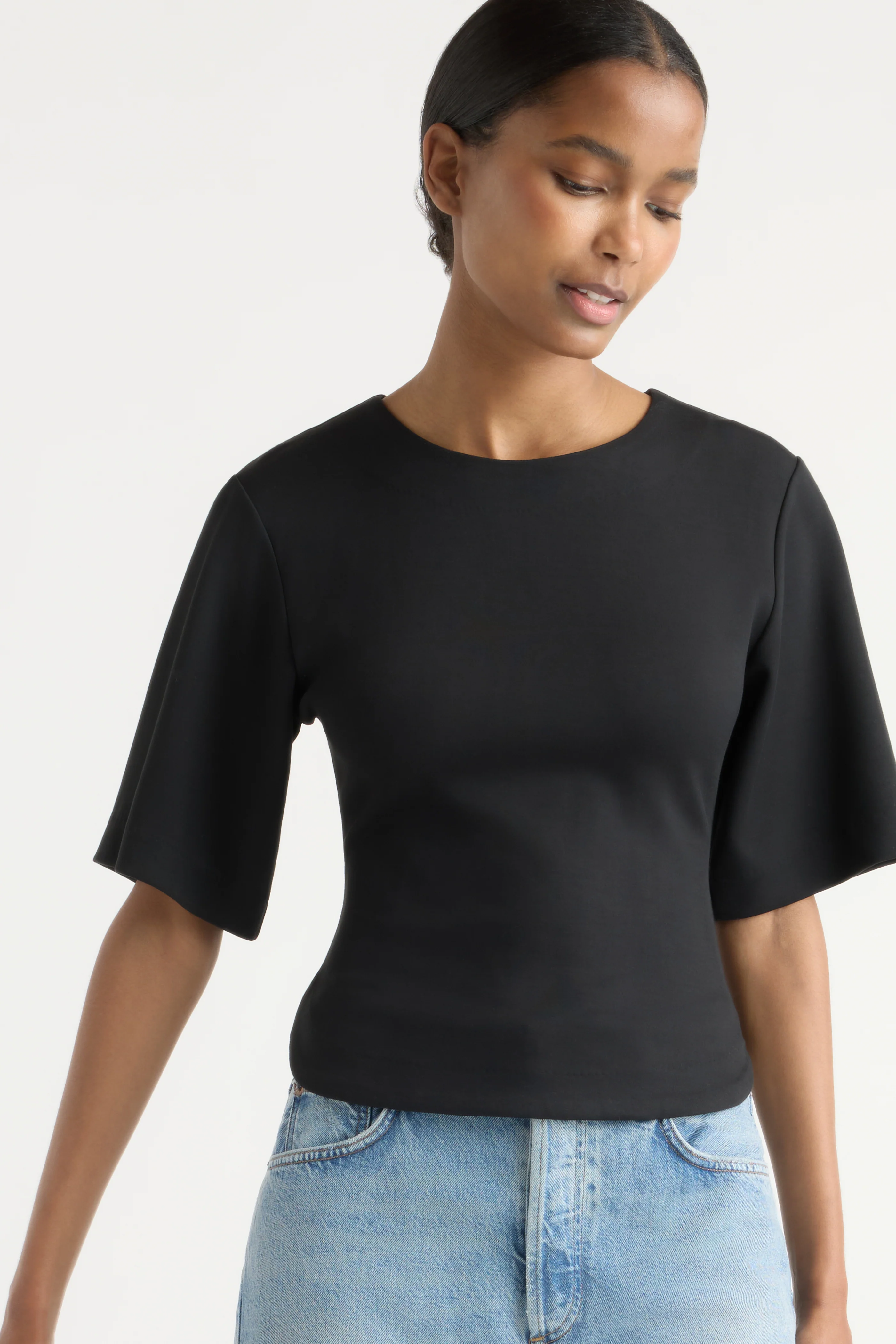 Reem Sculpted Curved-Hem Tee - Image 4
