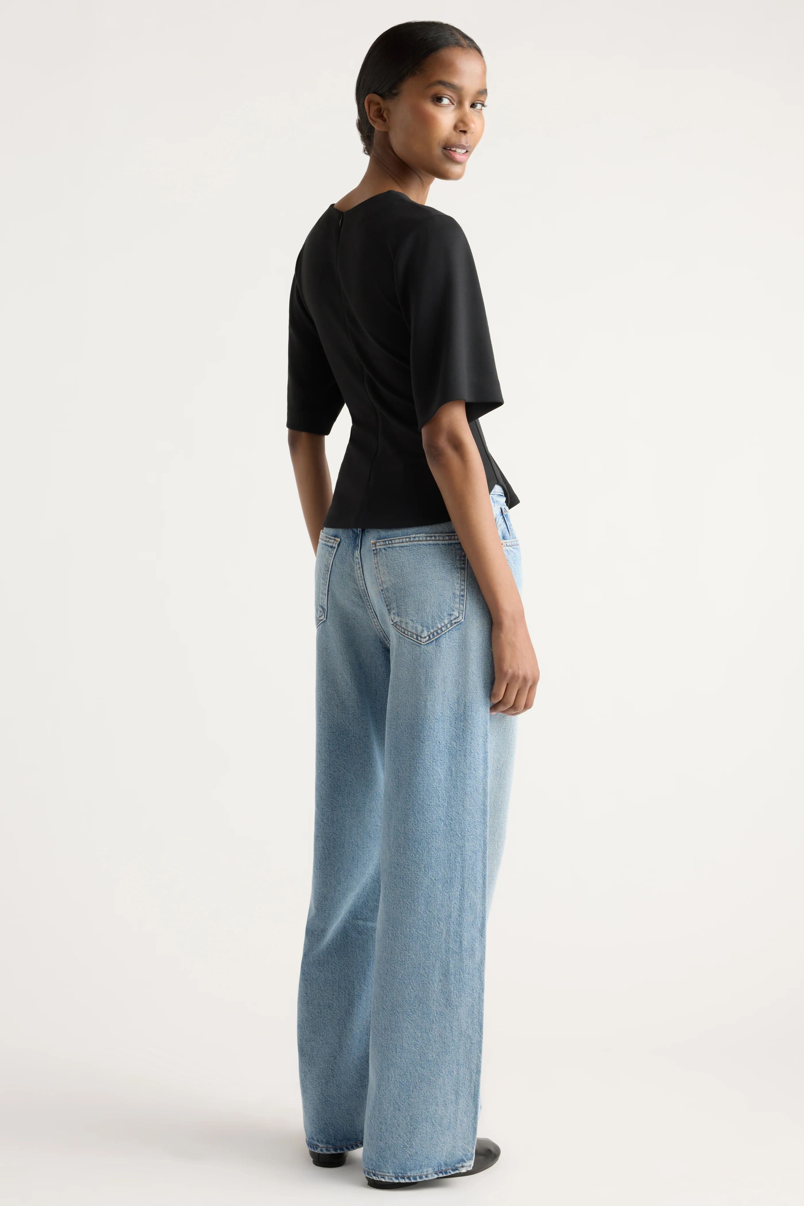 Reem Sculpted Curved-Hem Tee - Image 5