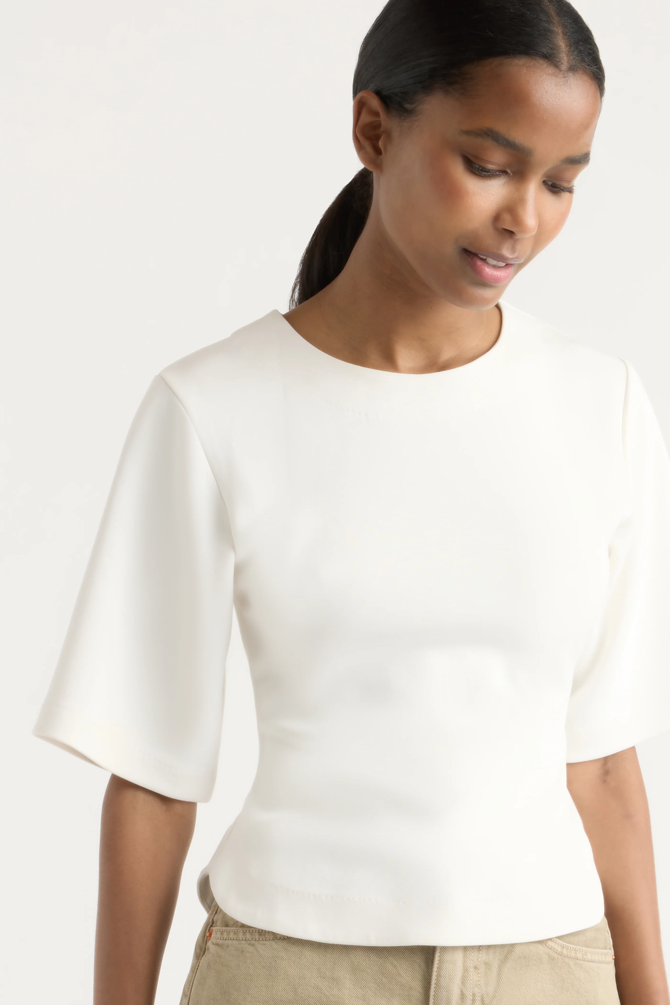 Reem Sculpted Curved-Hem Tee - Image 4